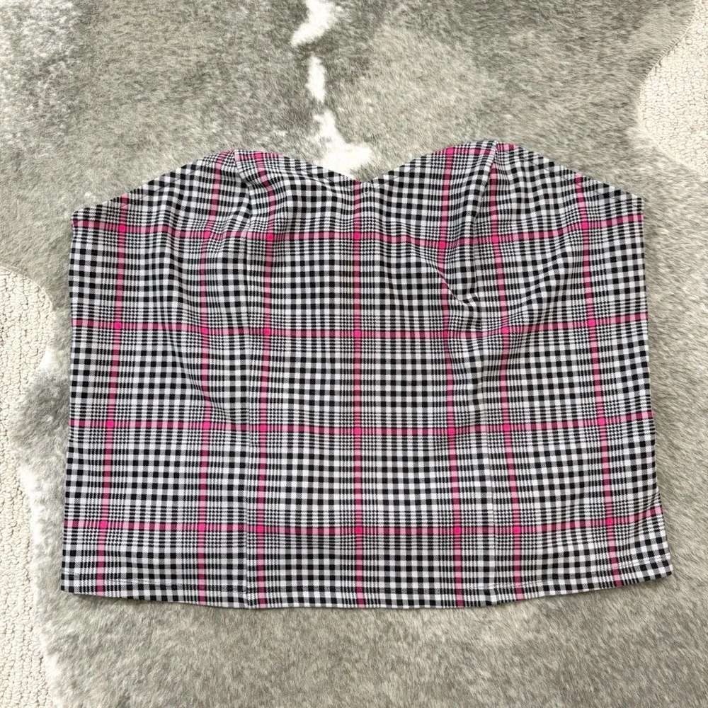 NWT Torrid Ponte Sweatheart Tube Top - Picture 4 of 10